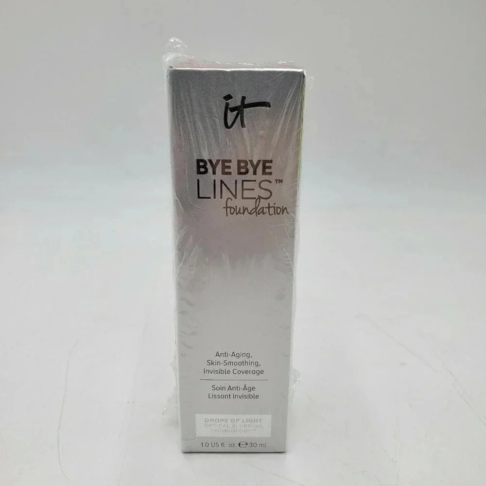 IT Cosmetics Bye‎ Bye Lines Foundation in Deep NEW